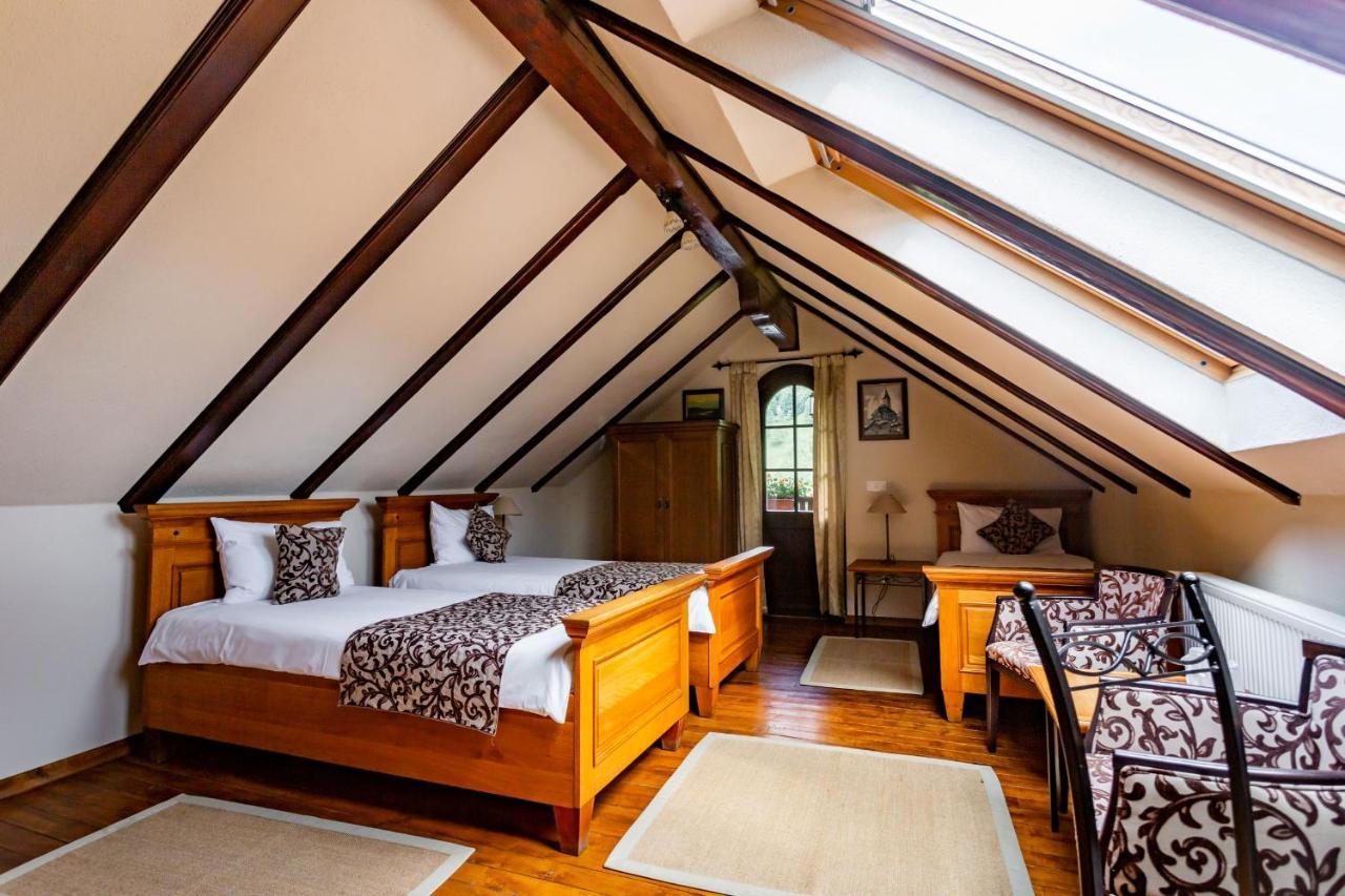 Hotel Turnul 3*